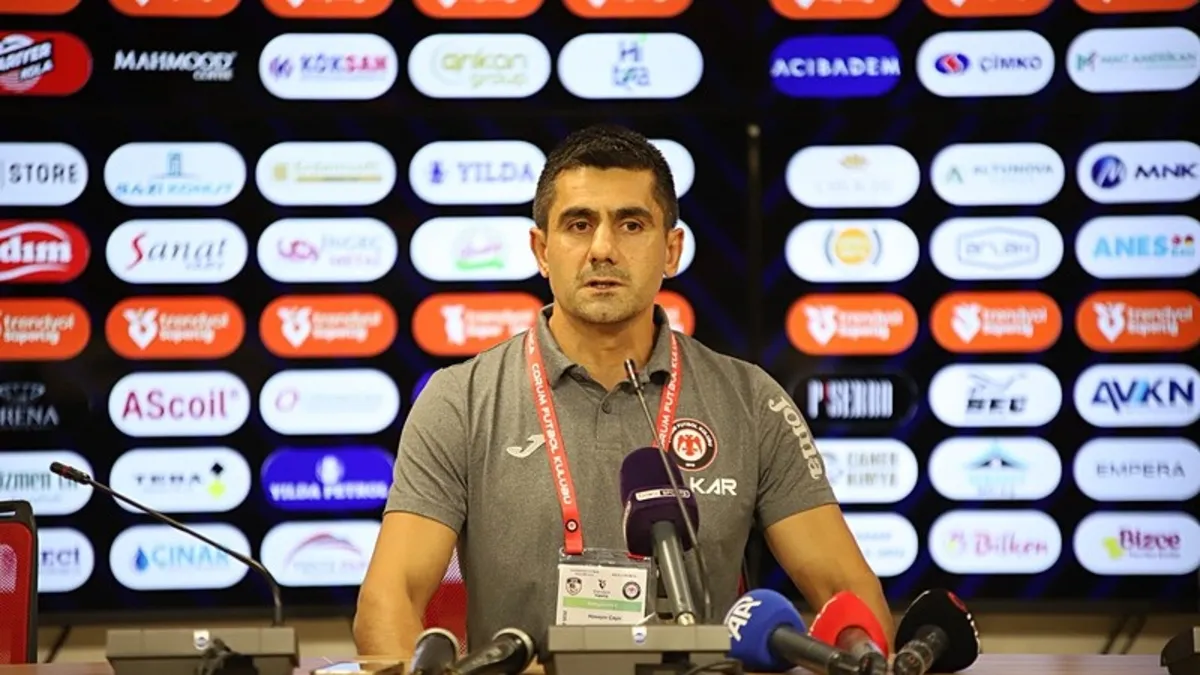 Arca Çorum FK Yardımcı Antrenörü Hüseyin Çayır: Burak Yılmaz'ın oyun felsefesine inandılar