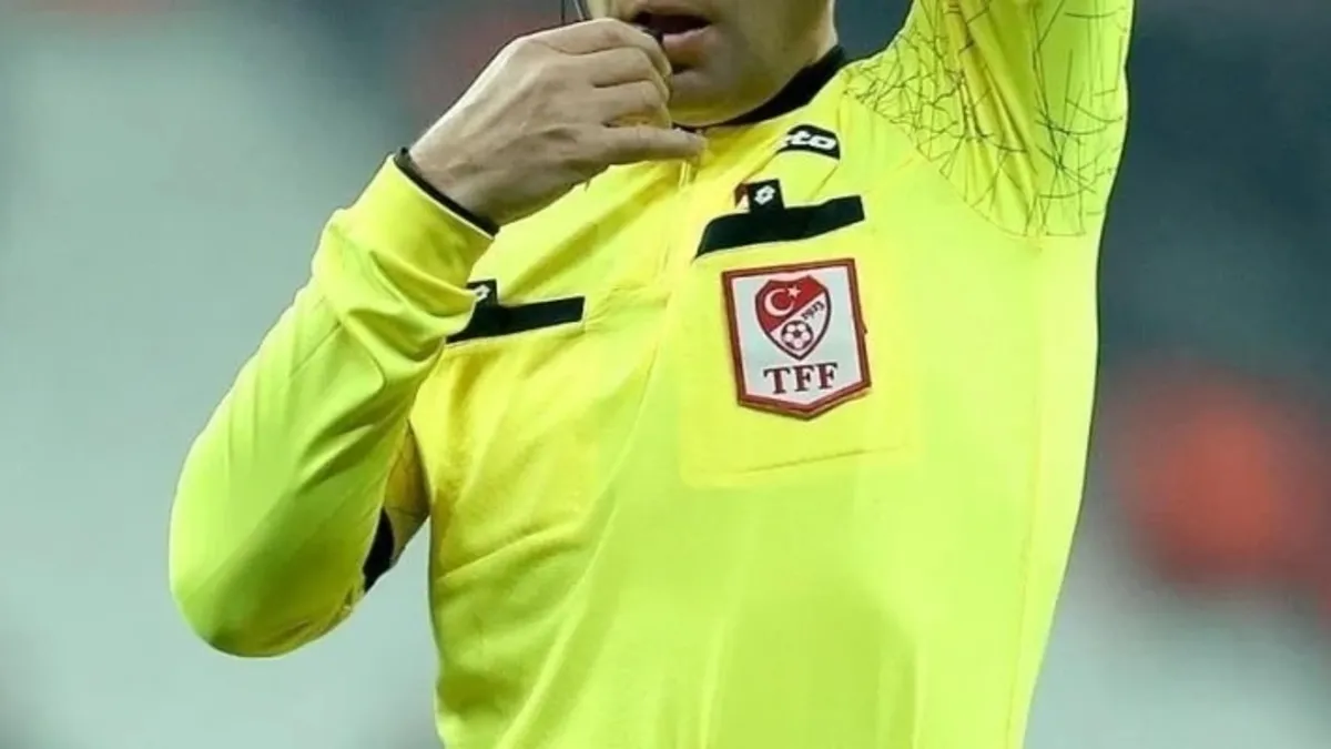 Süper Lig'de 8. haftanın hakemleri açıklandı! Trabzonspor-Beşiktaş maçının hakemi...