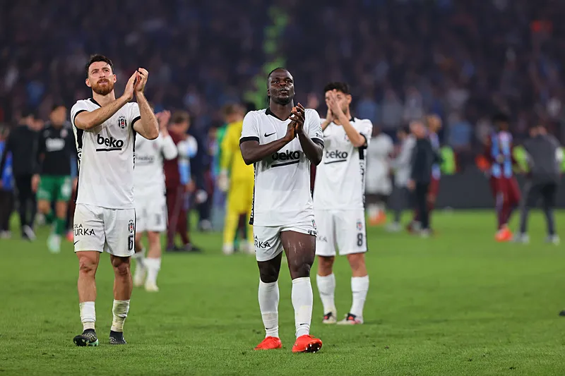 Ömer Üründül, Trabzonspor-Beşiktaş derbisini yorumladı: Italiano'yu göklere çıkarıyoruz ama...