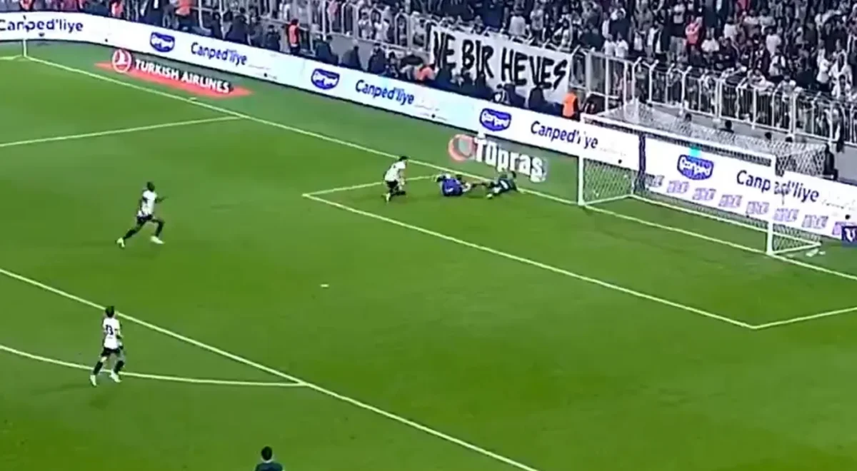 kocaelispordan-penalti-isyani-iste-o-anlar-1791744606642.jpg Kocaelispor'dan penaltı isyanı! İşte o anlar...
