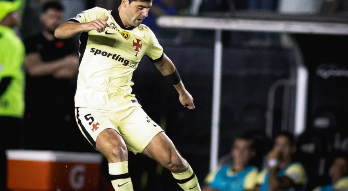 NMCEmbdmV_2000x1500__1.jpg Sosa calentó las semis de la Sudamericana: "Ojalá que mi primer gol sea contra Boca"