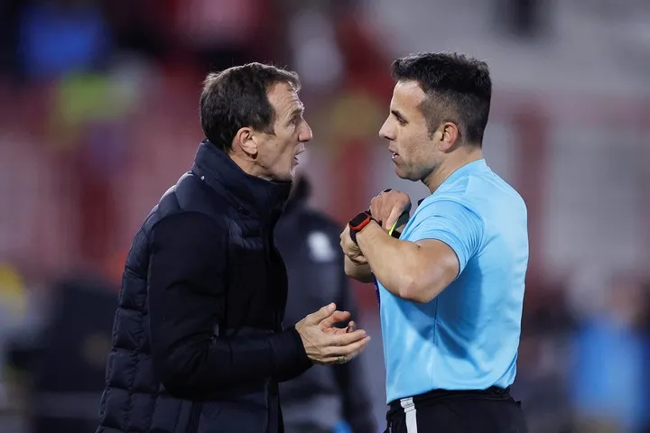 El árbitro Piero Maza ya dirigió a Boca en la Copa Sudamericana ante Deportivo Recoleta. (EFE)